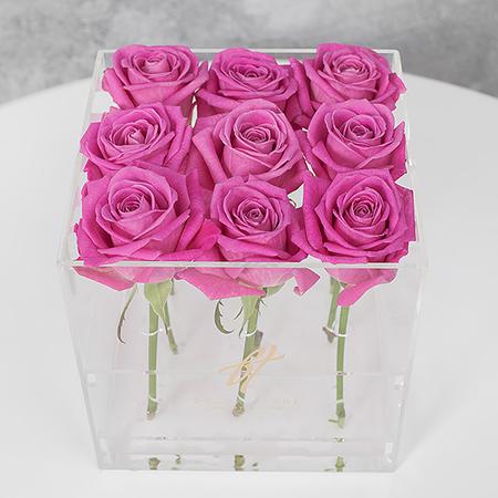 Розовые розы в прозрачной коробке GlassBox Small